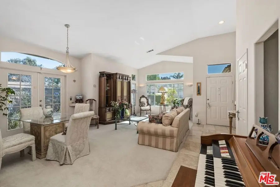 435 Rembrandt Drive, Corona, CA 92882 - #2