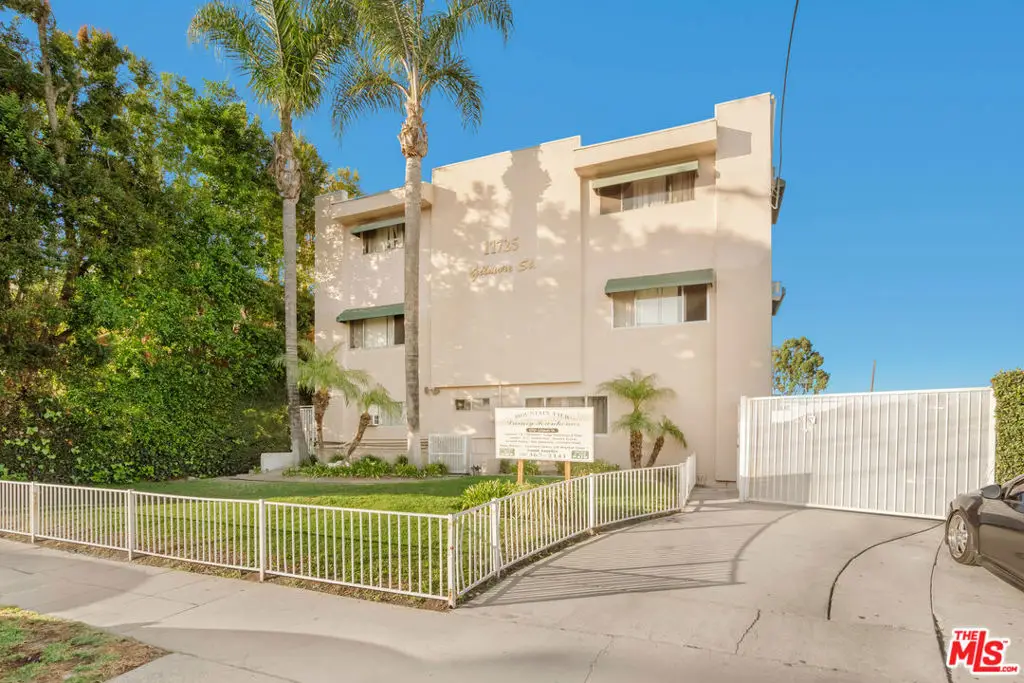 11725 Gilmore Street, North Hollywood, CA 91606 - Image #1