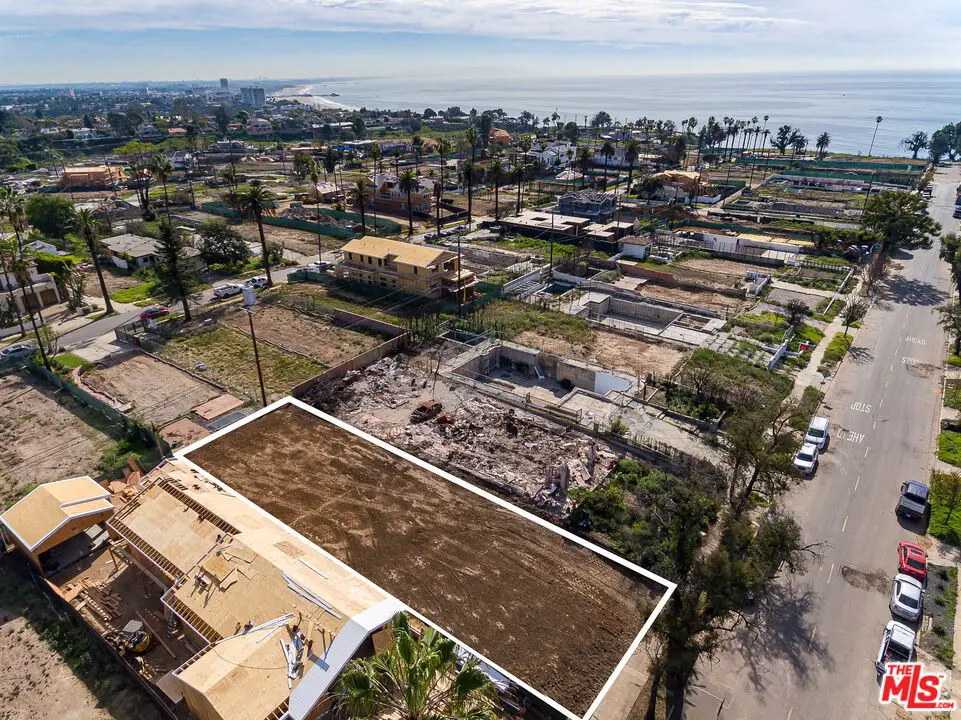 562 Via De La Paz, Pacific Palisades, CA 90272 - #1