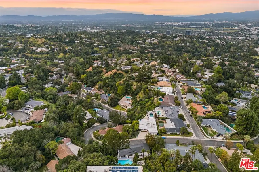 3465 Valley Meadow Road, Sherman Oaks, CA 91403 - #3
