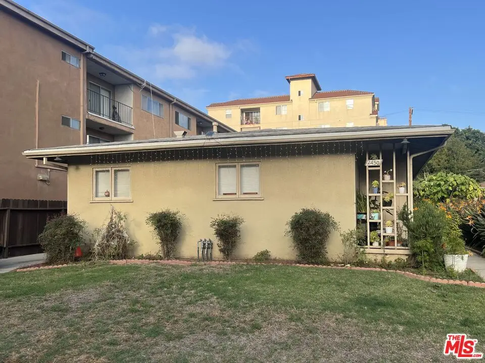 2450 Corinth Avenue, Los Angeles, CA 90064 - #1