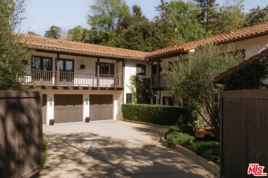 1046 N Norman Place, Los Angeles, CA 90049 - #3