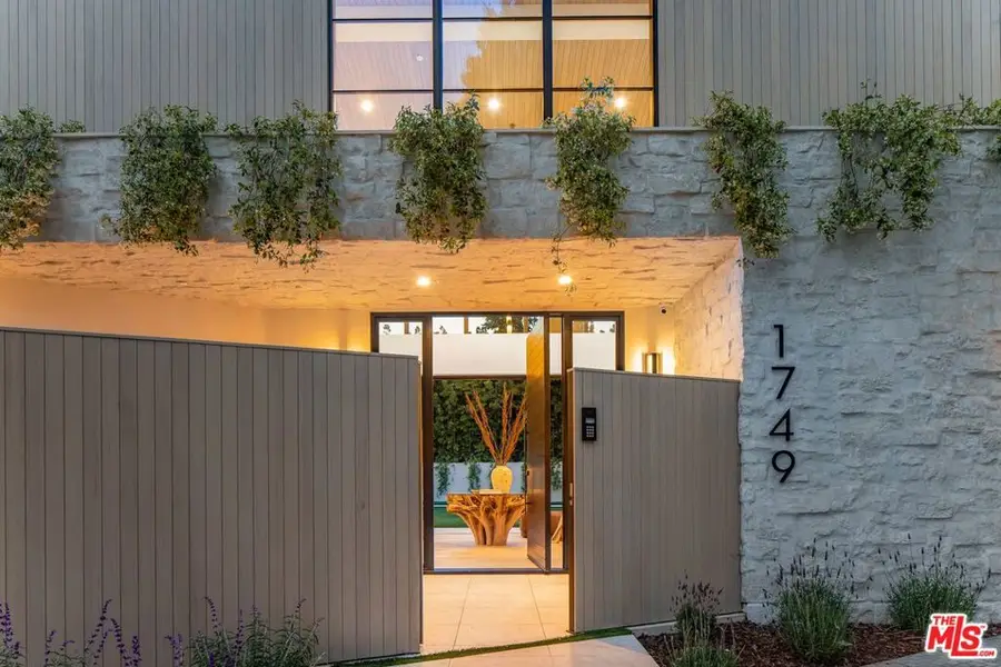 1749 Mandeville Lane, Los Angeles, CA 90049 - #3