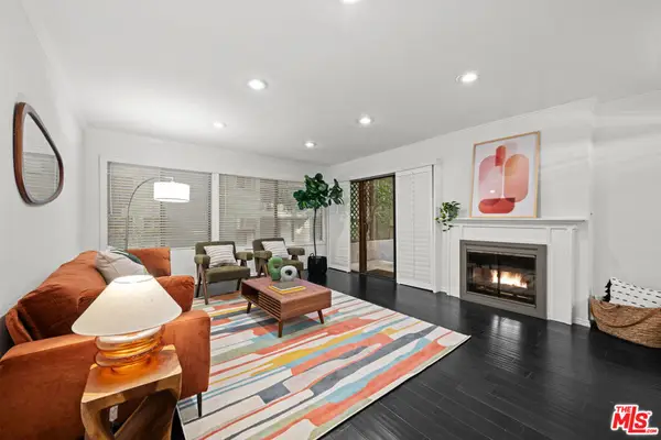 950 N Kings Road #160, West Hollywood, CA 90069