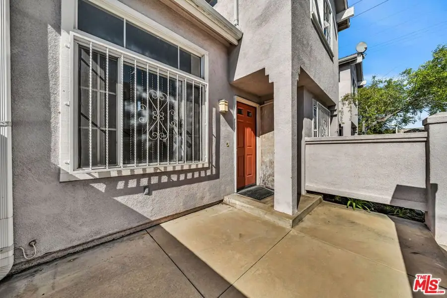 820 W Compton Boulevard #17, Compton, CA 90220 - #3
