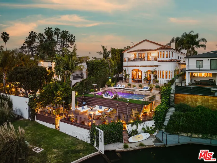 10064 Toluca Lake Avenue, Toluca Lake, CA 91602 - #2