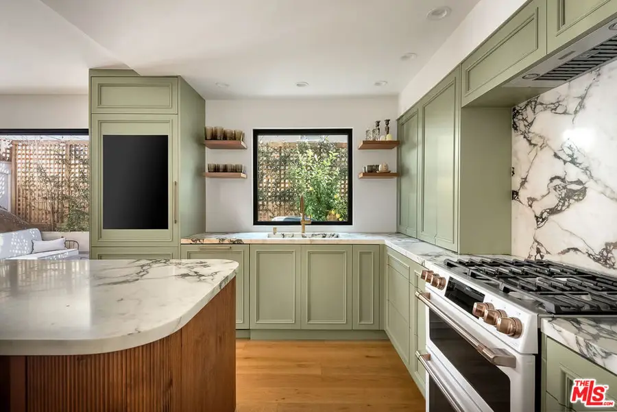 831 14th Street #3, Santa Monica, CA 90403 - #2