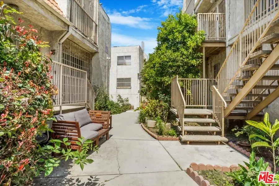 903 New Depot Street #12A, Los Angeles, CA 90012 - #2