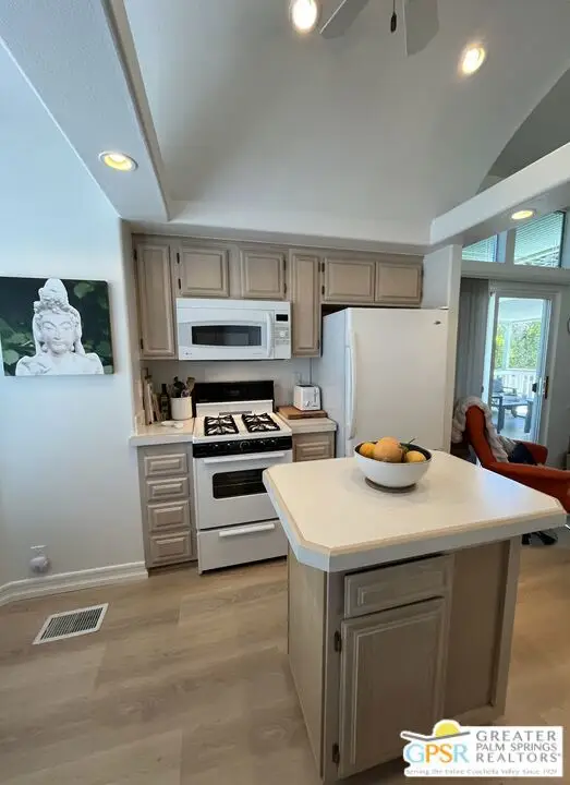 69333 Palm Canyon Drive #169, Cathedral City, CA 92234