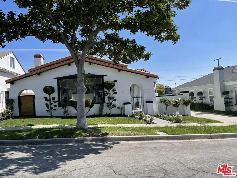 5126 Valley Ridge Avenue, View Park Windsor Hills, CA 90043 - #1