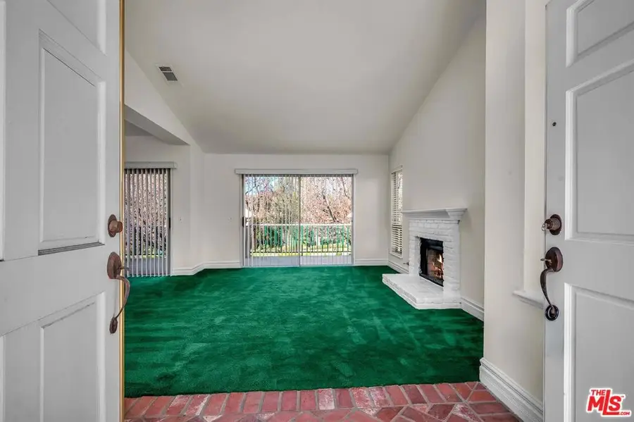 455 Kennerick Lane, Simi Valley, CA 93065 - #2