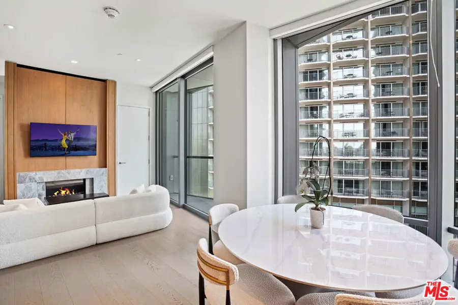 211 W Elm Court #3C, Los Angeles, CA 90067 - #3