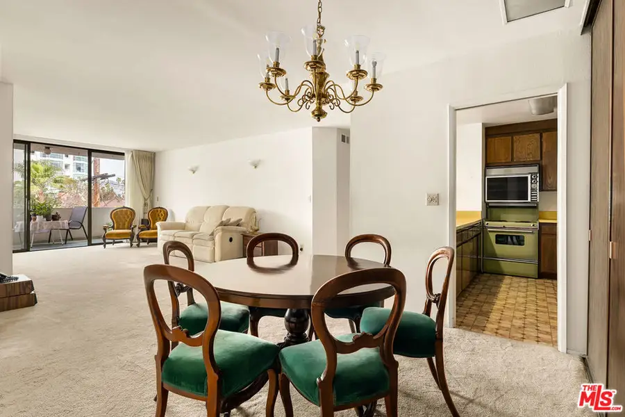 1250 S Beverly Glen Boulevard #406, Los Angeles, CA 90024 - #3