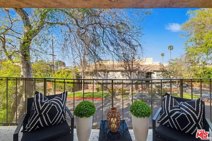 14850 Hesby Street #203, Sherman Oaks, CA 91403 - #2