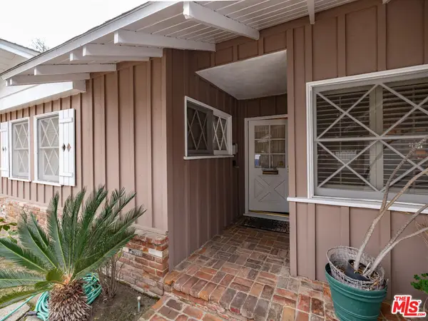 13108 Huston Street, Sherman Oaks, CA 91423
