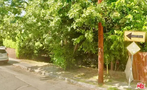 631 N Avenue 48, Los Angeles, CA 90042