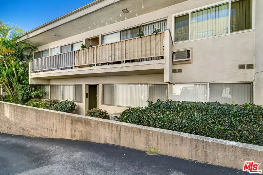 1141 Hacienda Place, West Hollywood, CA 90069 - #3