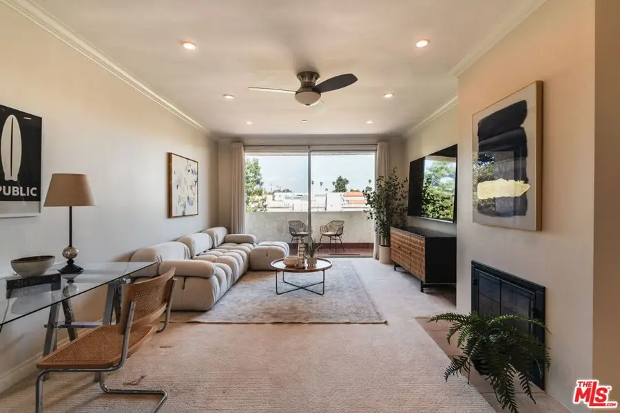 125 Montana Avenue #404, Santa Monica, CA 90403 - #2