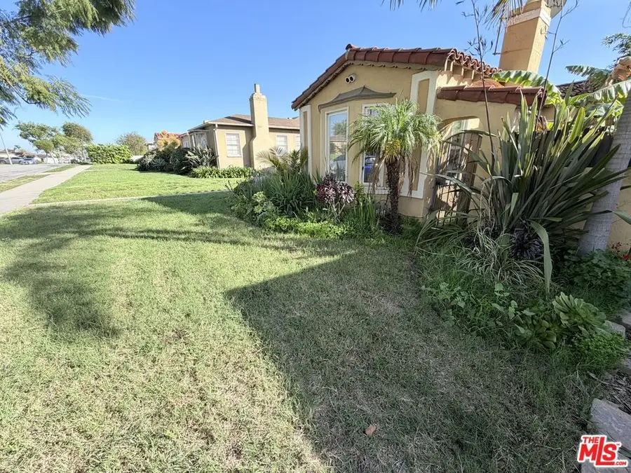 3016 W 83rd Street, Inglewood, CA 90305 - #3