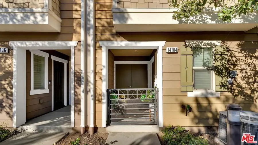 14104 W Chapparel Lane, Van Nuys, CA 91405 - #3