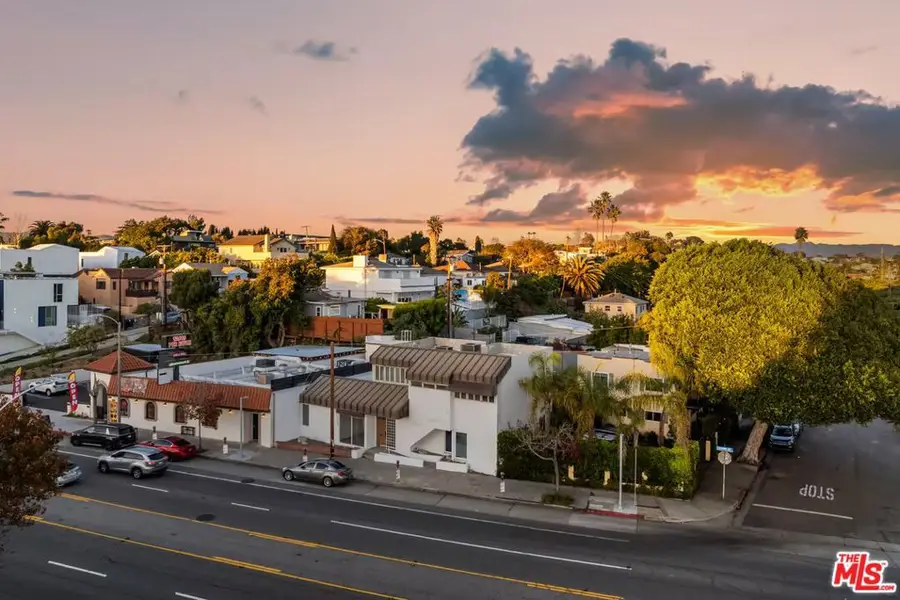 2951 Lincoln Boulevard, Santa Monica, CA 90405 - #2