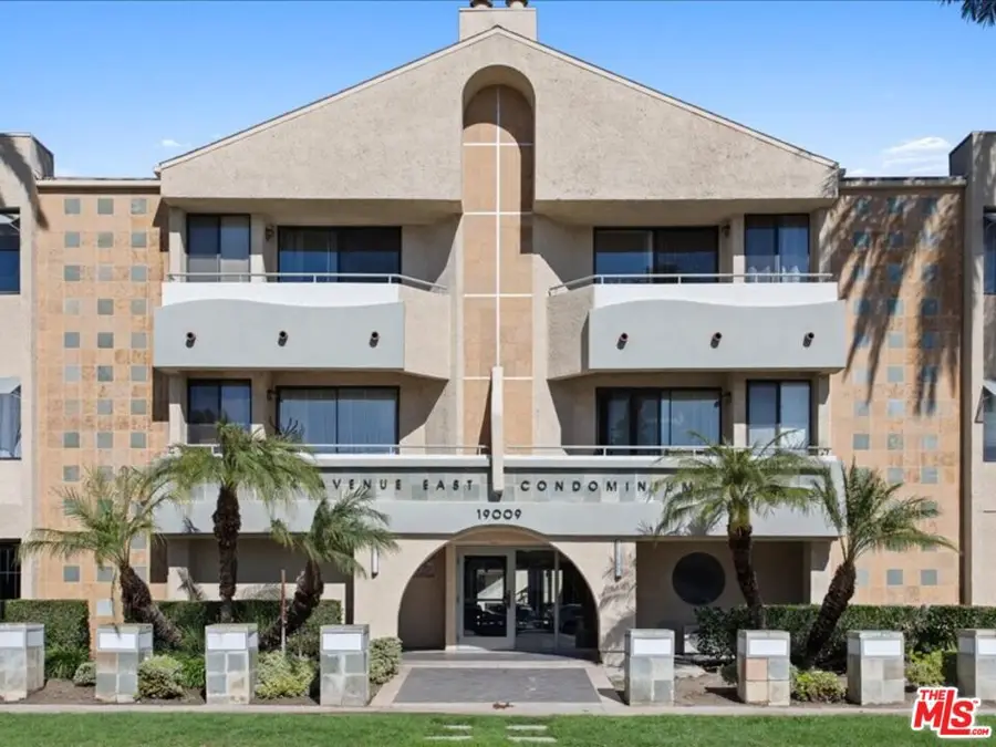 19009 Sherman Way #2, Reseda, CA 91335 - #3