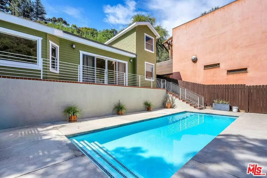 8621 Lookout Mountain Avenue, Los Angeles, CA 90046 - #3