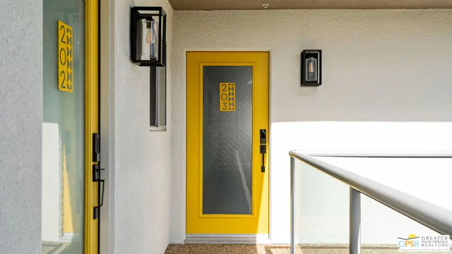 588 E San Lorenzo Road #203, Palm Springs, CA 92264 - #2