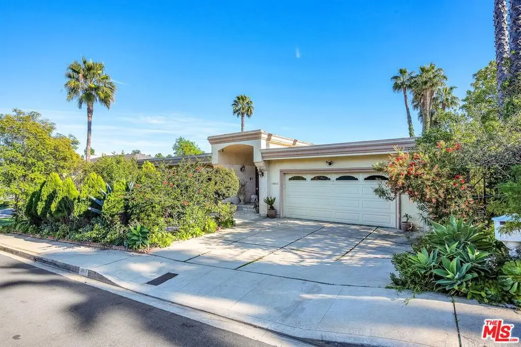 10810 Via Verona Street, Los Angeles, CA 90077 - #1