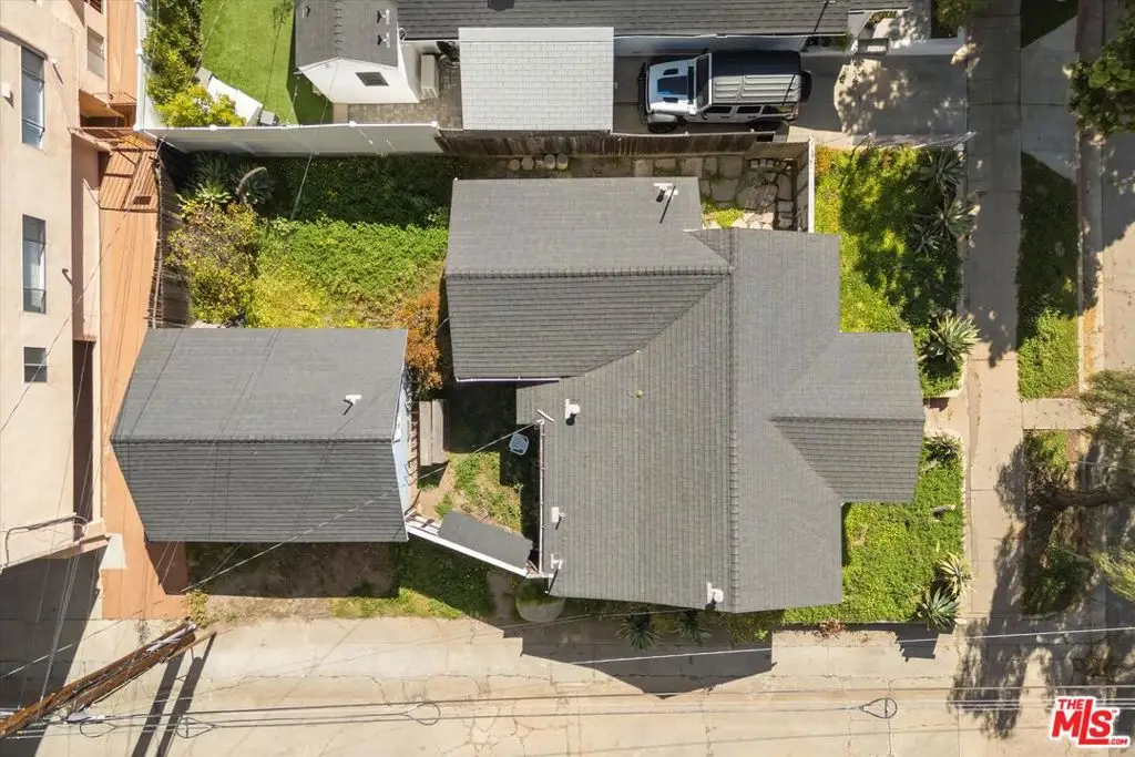 1116 S Barrington Avenue, Los Angeles, CA 90049 - #1