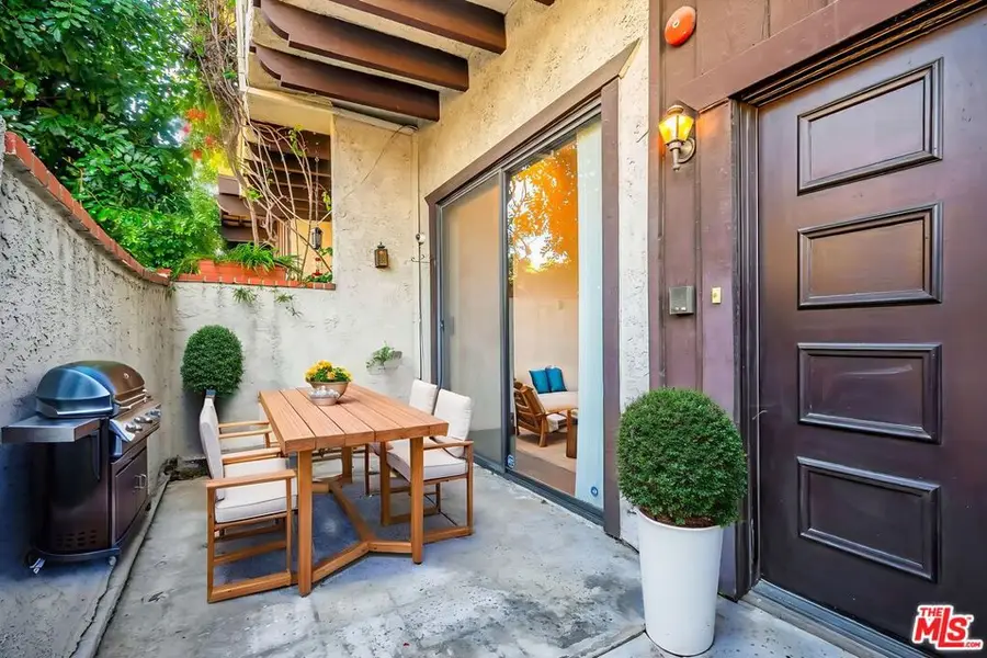 17824 Killion Street #G, Encino, CA 91316 - #3