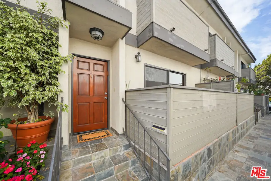 11952 Darlington Avenue #3, Los Angeles, CA 90049 - #3