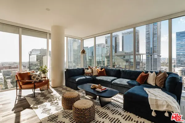 1050 S Grand Avenue #1901, Los Angeles, CA 90015