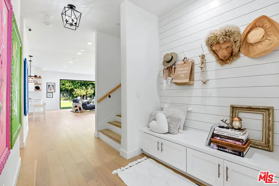 8308 Mcconnell Avenue, Los Angeles, CA 90045 - #3