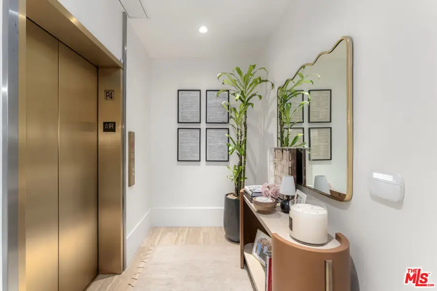 8420 W Sunset Boulevard #107, West Hollywood, CA 90069 - #3