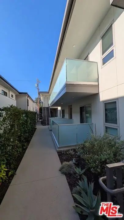 1421 Barry Avenue, Los Angeles, CA 90025 - #3