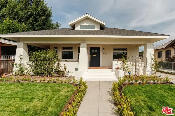 1317 W 48th Street, Los Angeles, CA 90037