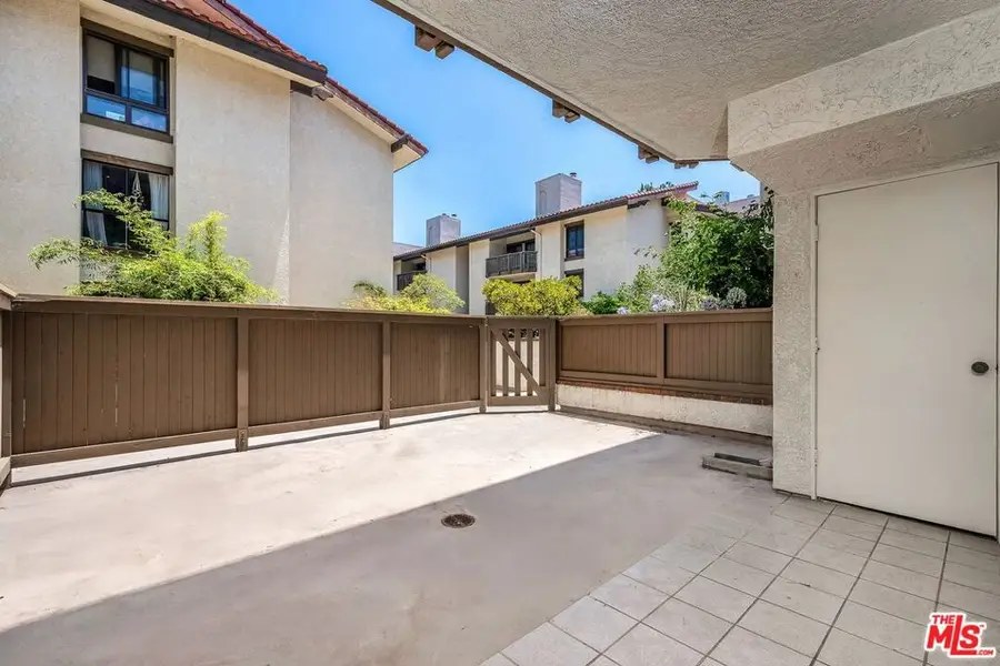 8512 Tuscany Avenue #207, Playa Del Rey, CA 90293 - #3