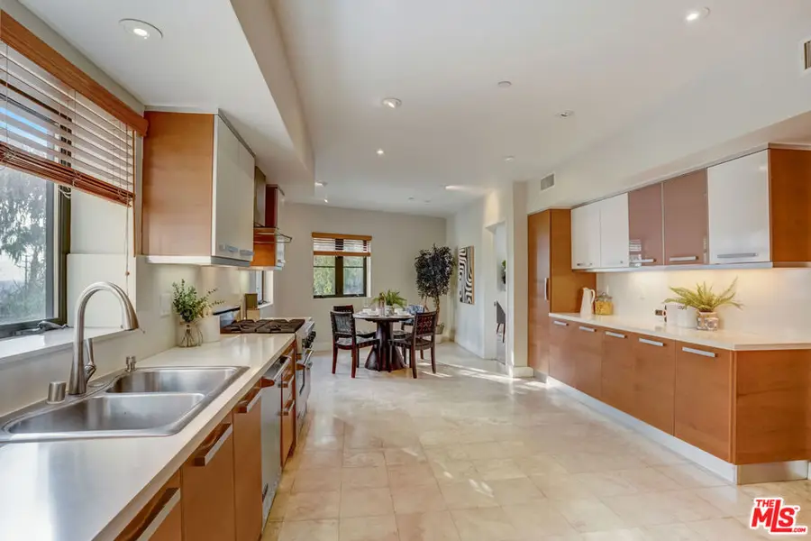 8788 Shoreham Drive #23, West Hollywood, CA 90069 - #3