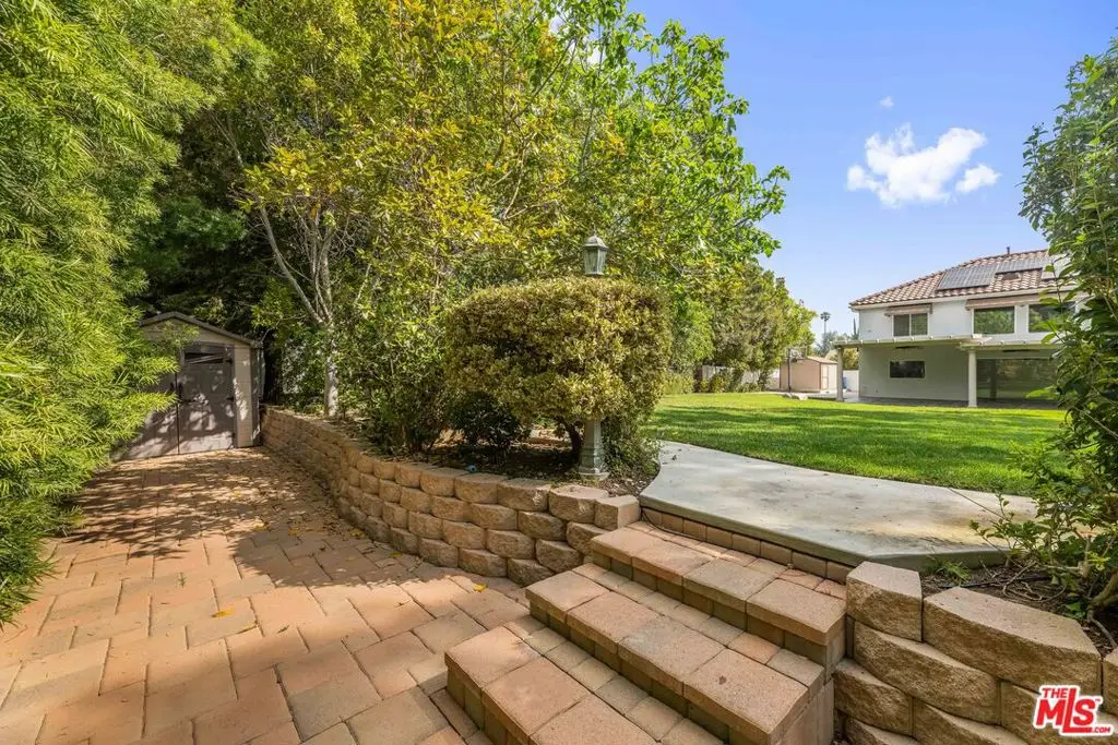 6221 Penfield Avenue, Woodland Hills, CA 91367 - #1