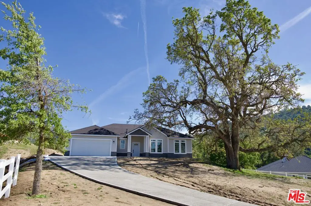 28701 Delaware Drive, Tehachapi, CA 93561 - #1