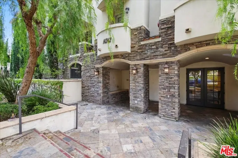 14242 Burbank Boulevard #103, Sherman Oaks, CA 91401 - #2