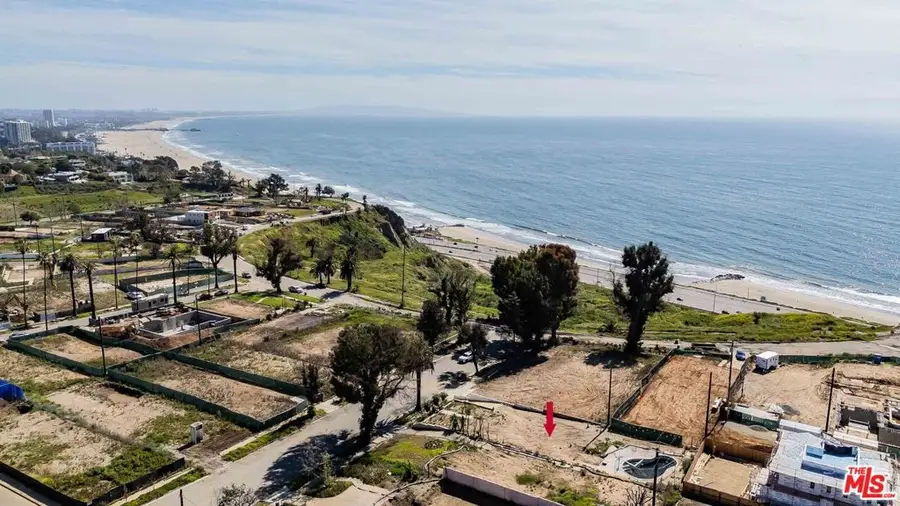 319 Via De La Paz, Pacific Palisades, CA 90272 - #2