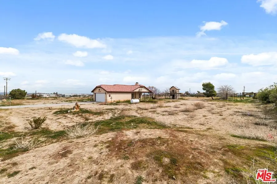 13377 Paramount Road, Phelan, CA 92371 - #3