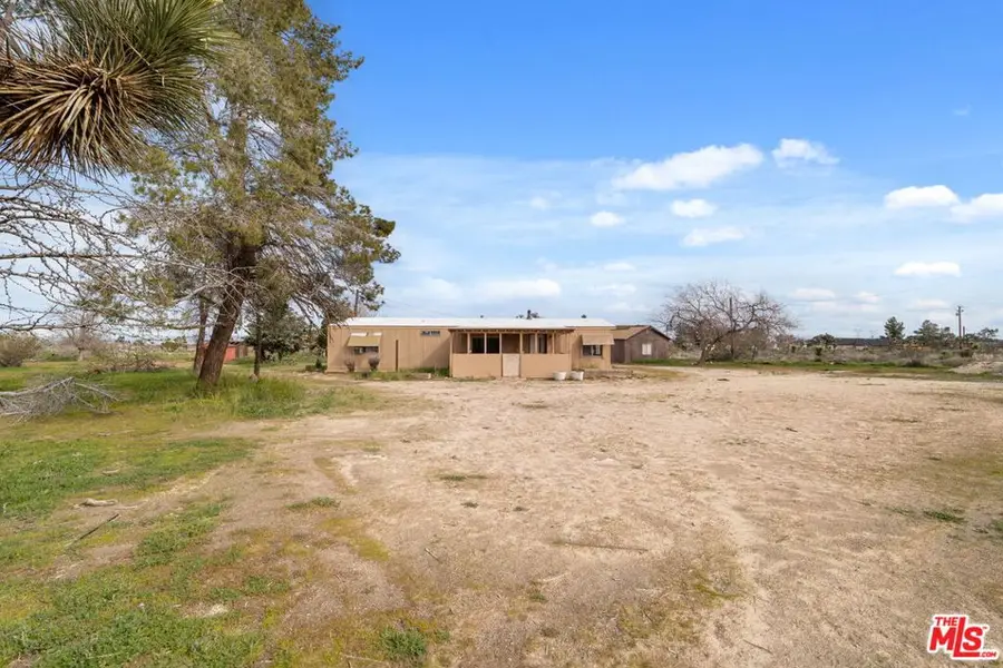 4388 Amador Road, Phelan, CA 92371 - #3