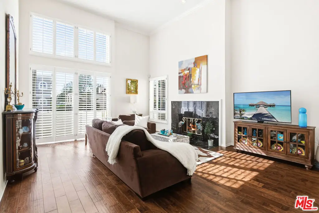 1164 Wellesley Avenue #301, Los Angeles, CA 90049 - #1