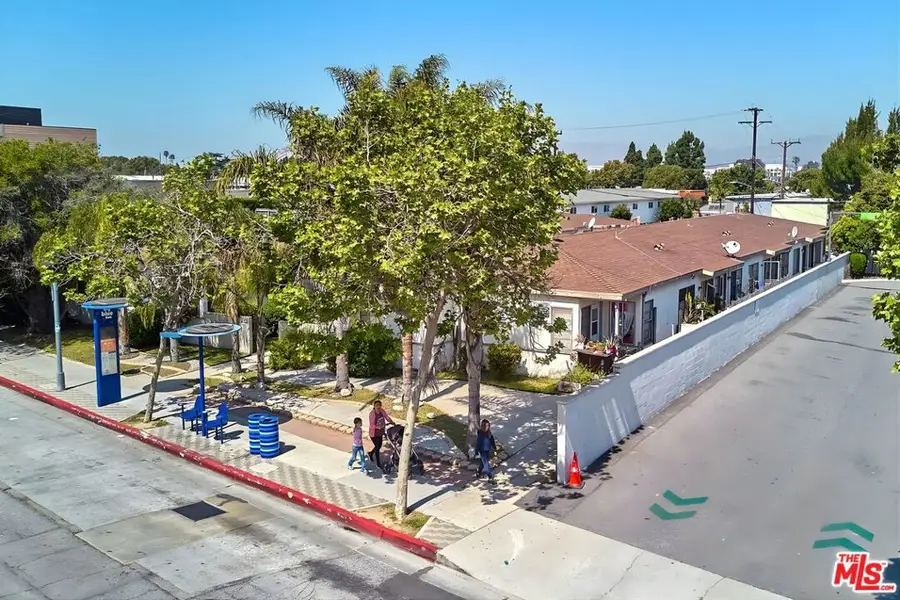 2711 Pico Boulevard, Santa Monica, CA 90405 - #3