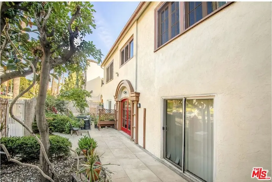 7360 Hollywood Boulevard, Los Angeles, CA 90046 - #2