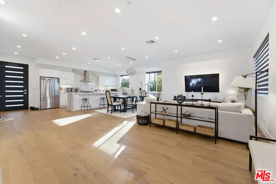 14650 Margate Street, Sherman Oaks, CA 91411 - #3