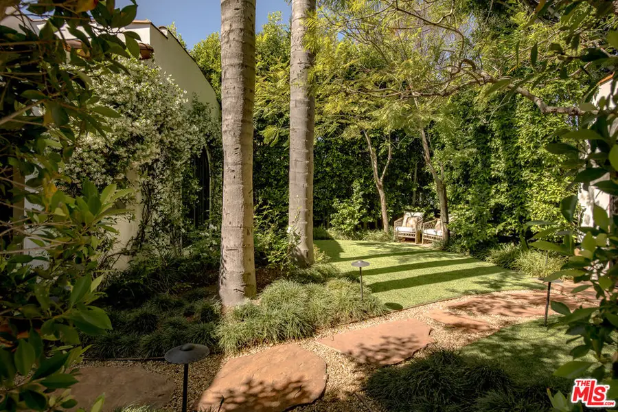 819 N La Jolla Avenue, Los Angeles, CA 90046 - #2